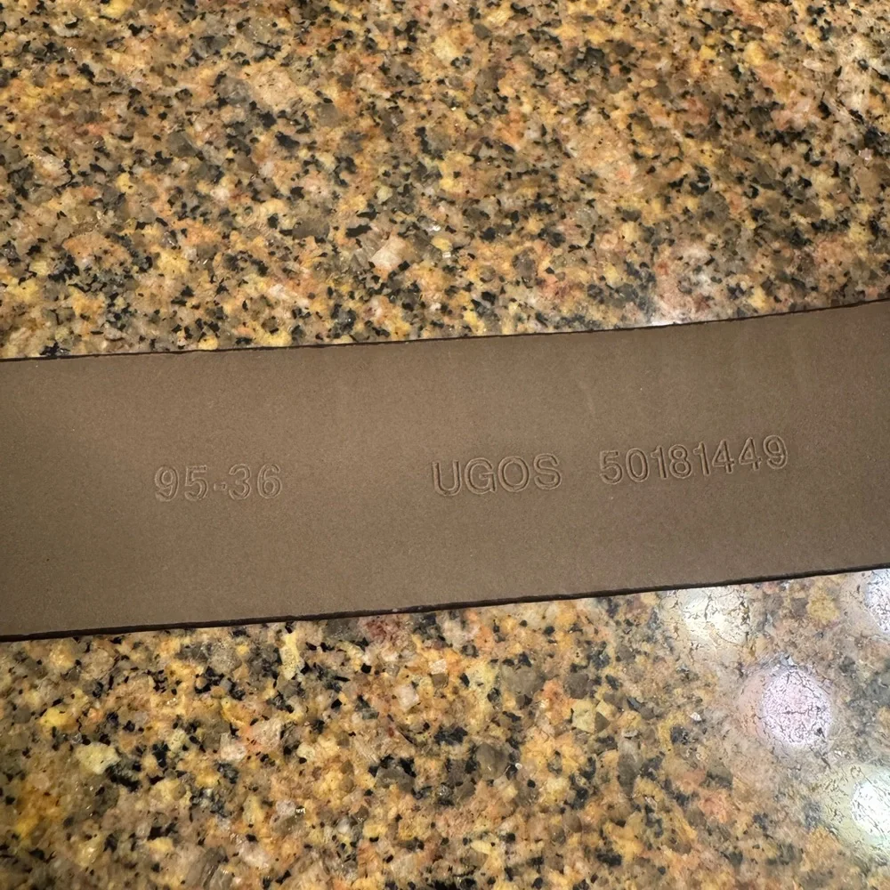 Hugo Boss Brown Leather Belt with Silver‎ Buckle Size 36